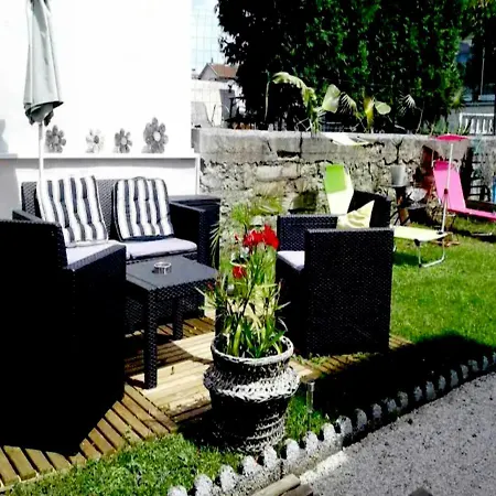 Blue Room, Kitchenette 3* Chaumont (Haute-Marne)