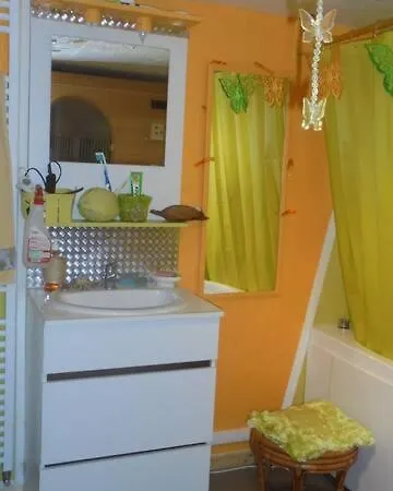 Blue Room, Kitchenette