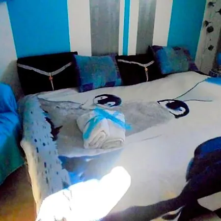 Blue Room, Kitchenette 3* Шомон